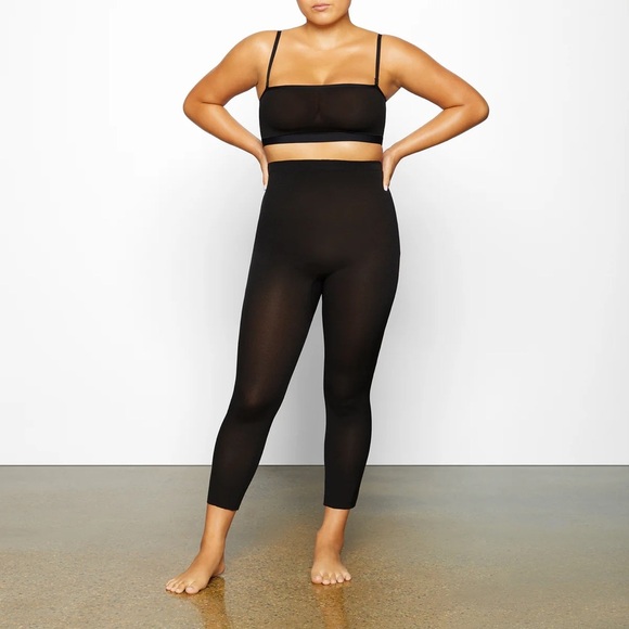NWT SKIMS Sheer Sculpt Low Back Cropped Legging in Onyx Black Size 2X - Picture 3 of 12